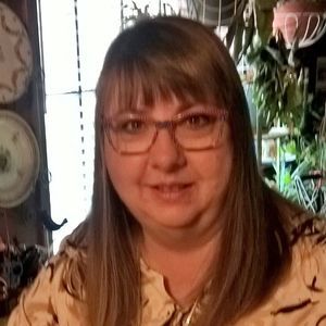 Meet your Posher, Carrie